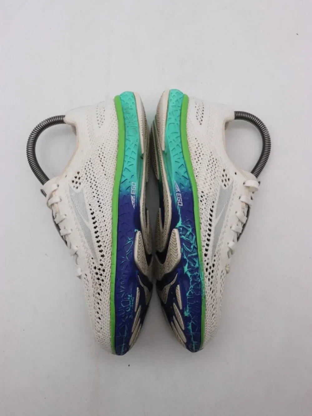 Altra Escalante Racer Women's Size 6 White Blue Green Running Shoes Sneakers